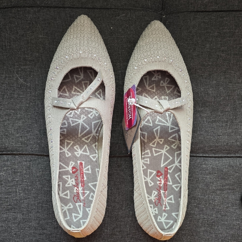 Skechers Women's Cream Flats